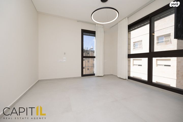 דירה, הל"ה, קטמון הישנה, ירושלים