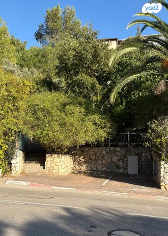 דו משפחתי, הגומא, קרית חרושת, קרית טבעון