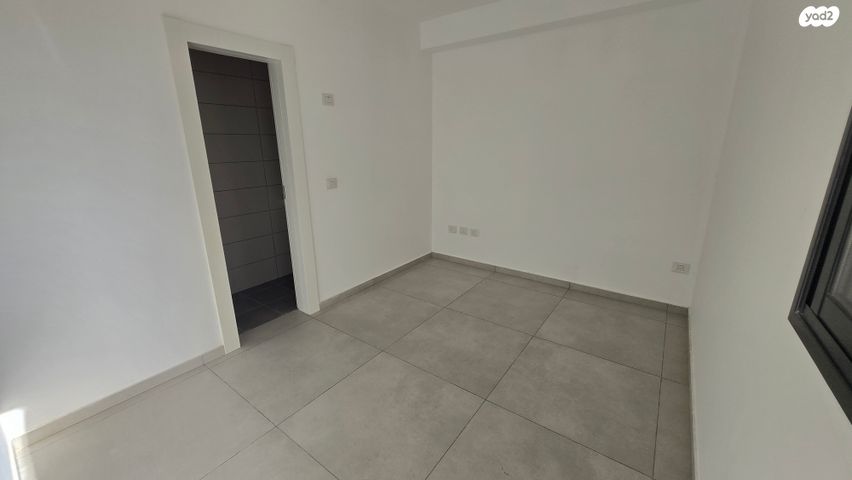 דירה, סוקולוב 18, בת ים