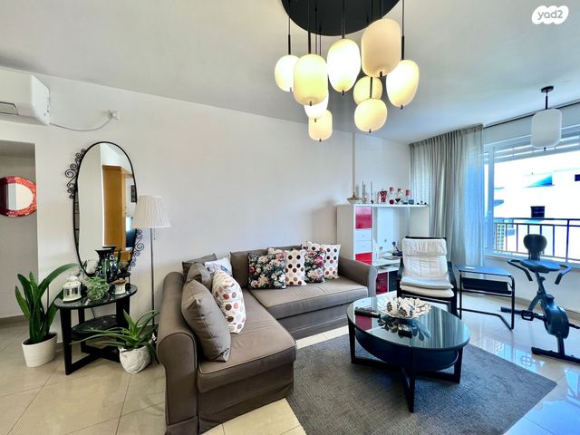 דירה, הל"ה 2, רמת אפרים, נתניה