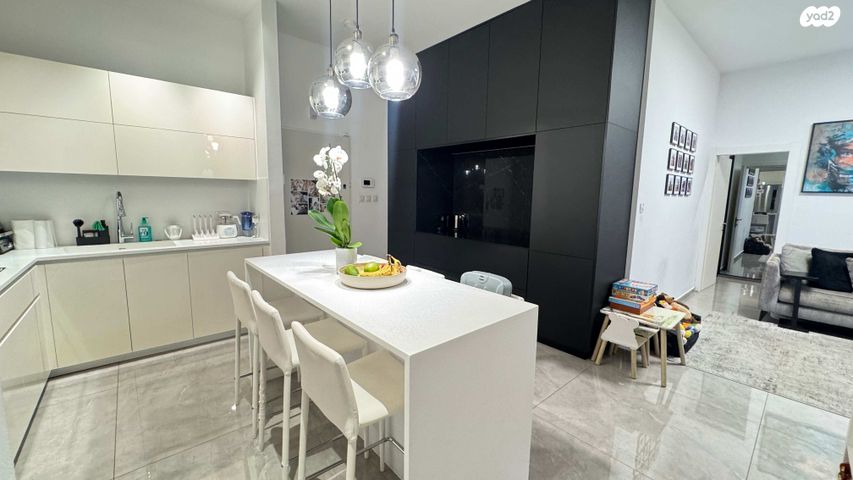 דירת גן, יהושע חנקין 41, אגרובנק, חולון