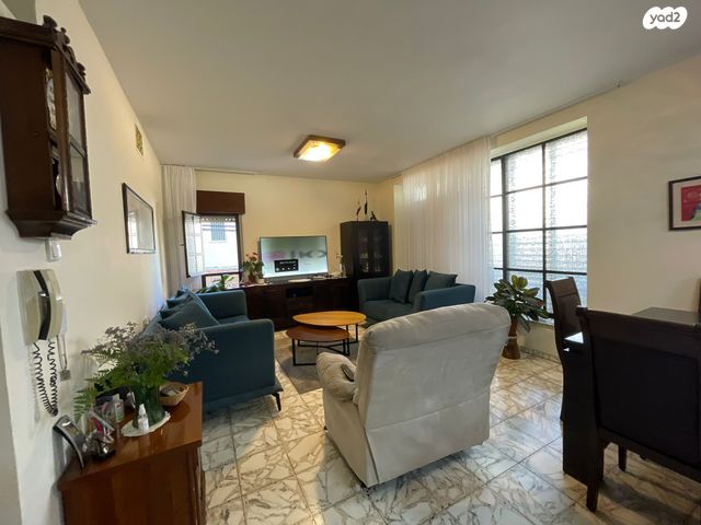 בית פרטי/ קוטג', שלמה לביא, קרית חיים מזרחית, חיפה