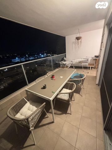 פרופ' אפרים קציר 