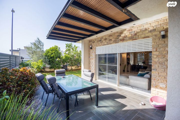 דו משפחתי, עתלית