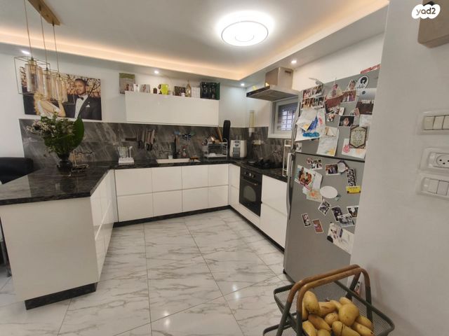 דירת גן, בית שמש