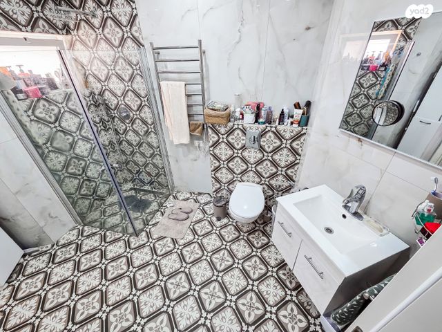 טריפלקס, חפץ חיים, אברמסקי, קרית אתא