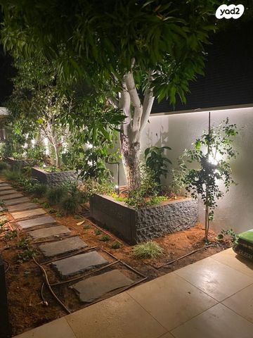 בית פרטי/ קוטג', סמטת הצבעוני, רשפון, רשפון