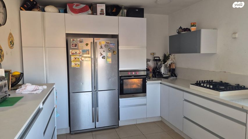 דו משפחתי, נחל טרשים, גוונים, מצפה רמון