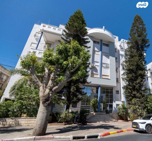 דירה, כפר גנים ב, פתח תקווה