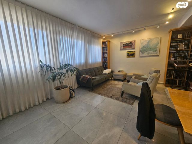 דירה, הרב פרנק, בית וגן, ירושלים