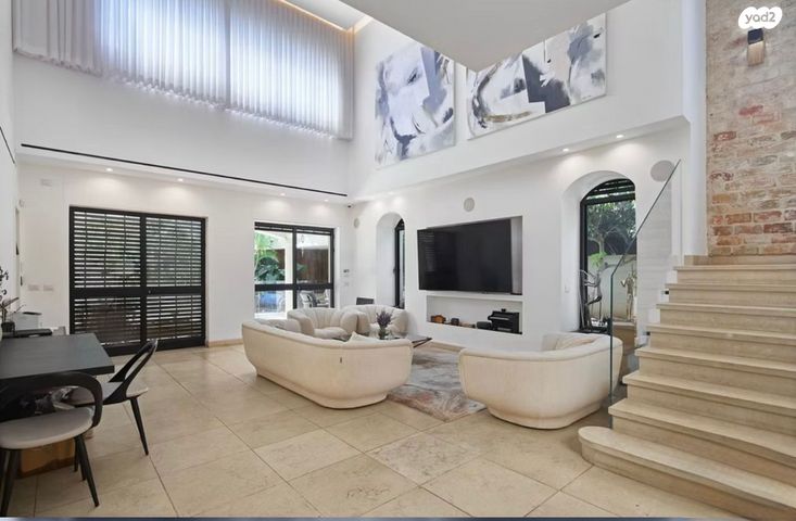 בית פרטי/ קוטג', סמטת הצבעוני, רשפון, רשפון