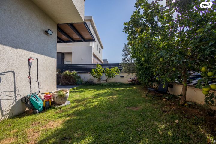 דו משפחתי, עתלית