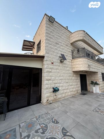 דו משפחתי, קורנית 9, הר יונה, נצרת עילית / נוף הגליל