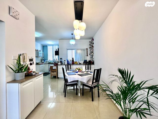 דירה, הל"ה 2, רמת אפרים, נתניה