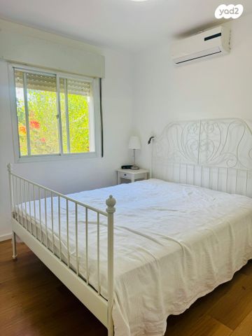 בית פרטי/ קוטג', גינת אגוז 1, חד נס, חד נס