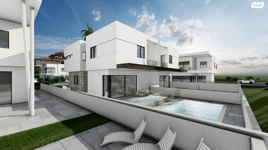 דו משפחתי, שאר העיר, קדימה צורן