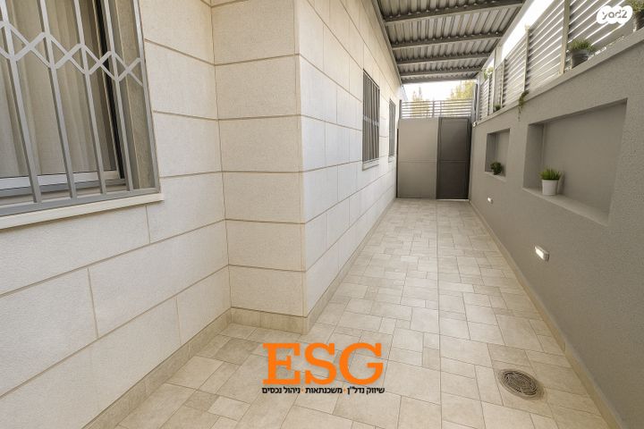 דירת גן, מבוא החמציץ, רובע ח', אשדוד