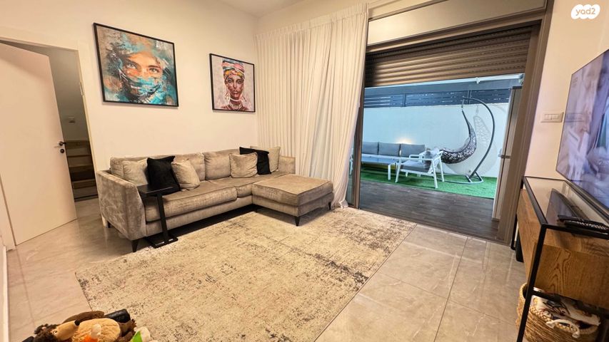 דירת גן, יהושע חנקין 41, אגרובנק, חולון