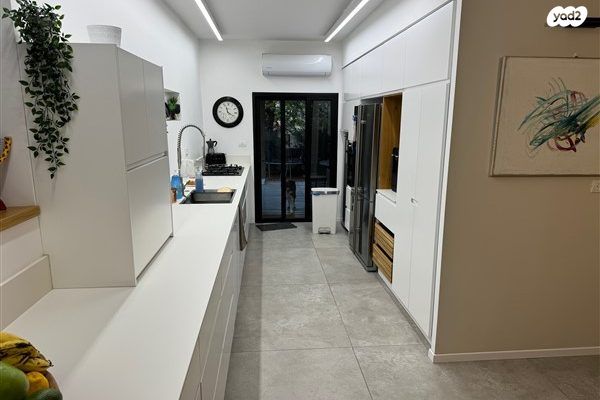 משק חקלאי/ נחלה, אודים