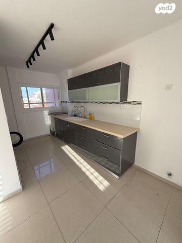 דירה, יוסף שכטר, הדר גנים, פתח תקווה