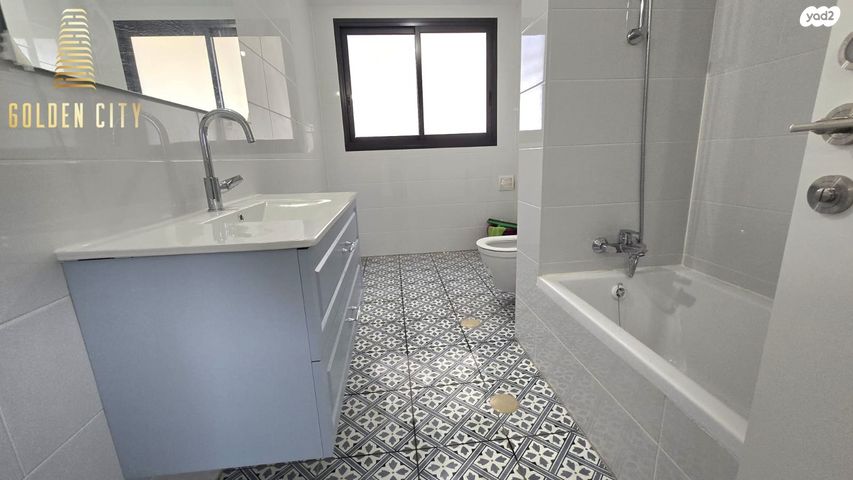 דירה, ד"ר יוסף בורג, כוכב הצפון, נתניה