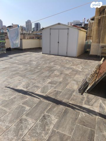 גג/ פנטהאוז, פתח תקווה, מרכז העיר דרום, נתניה