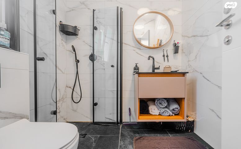 דירה, יונתן נתניהו, ברנע, אשקלון