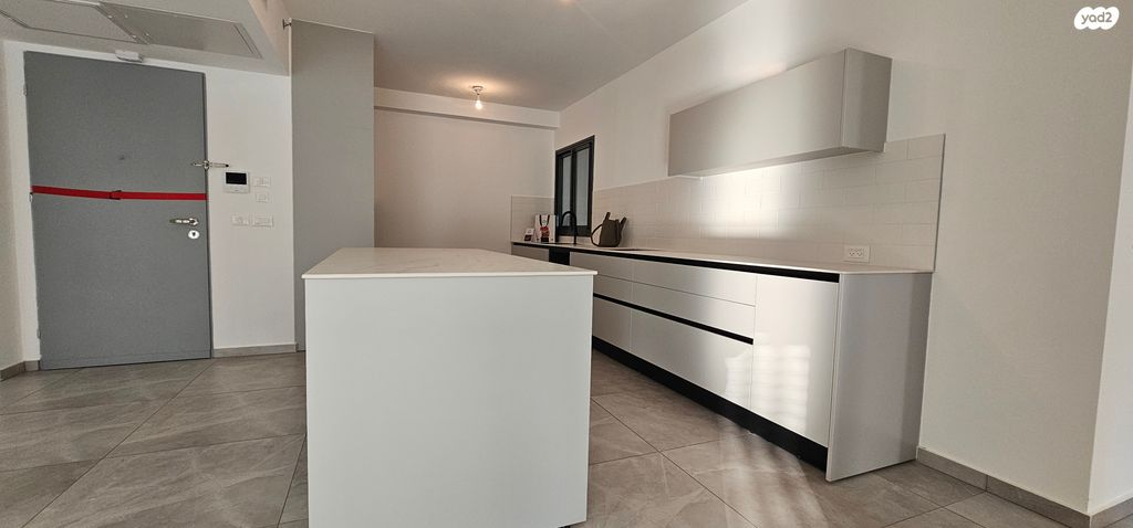 דירה, הגפן, נוף ים, הרצליה