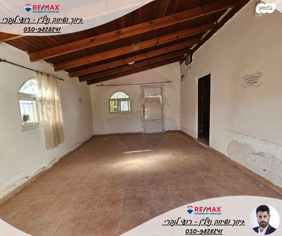 דו משפחתי, החופית, בית שאן