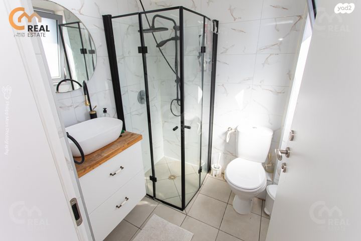 דירה, האנפה, החותרים, טירת כרמל