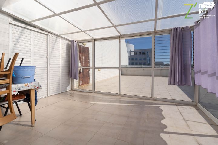 גג/ פנטהאוז, הבעש"ט 12, מרכז, הרצליה