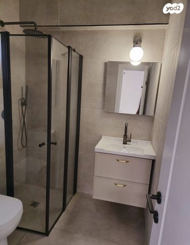 דירת גן, בזל, שכונה א', באר שבע