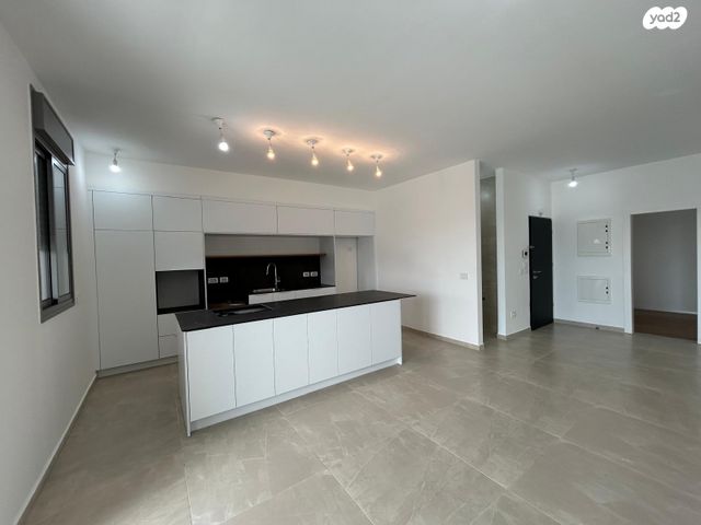 דירה, אבן שפרוט, מרכז, הרצליה