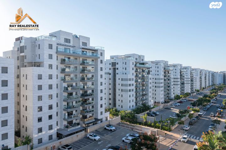 דירה, יהודה הלוי, נאות שמיר, יבנה