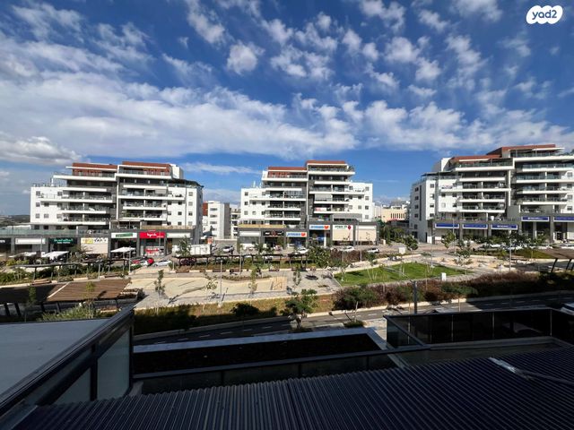 דירה, חיים ויצמן, מודיעין מכבים רעות