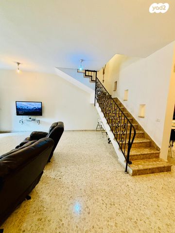 דו משפחתי, השומר, השופטים צפון, רמלה