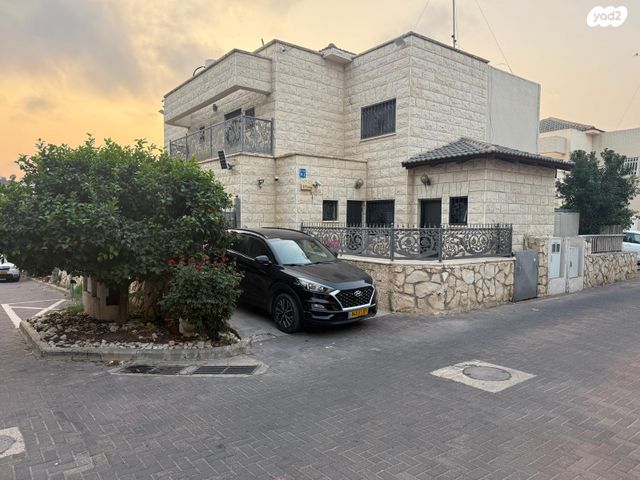 דו משפחתי, קורנית 9, הר יונה, נצרת עילית / נוף הגליל