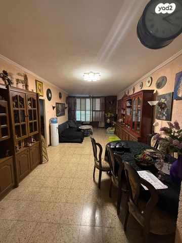 דירה, התקווה, כצנלסון, ראשון לציון