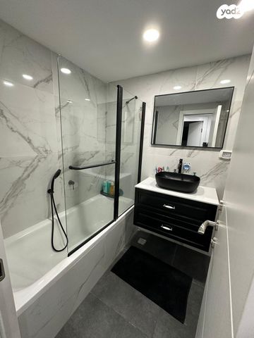 דירה, עמק האלה, הנביאים, מודיעין מכבים רעות