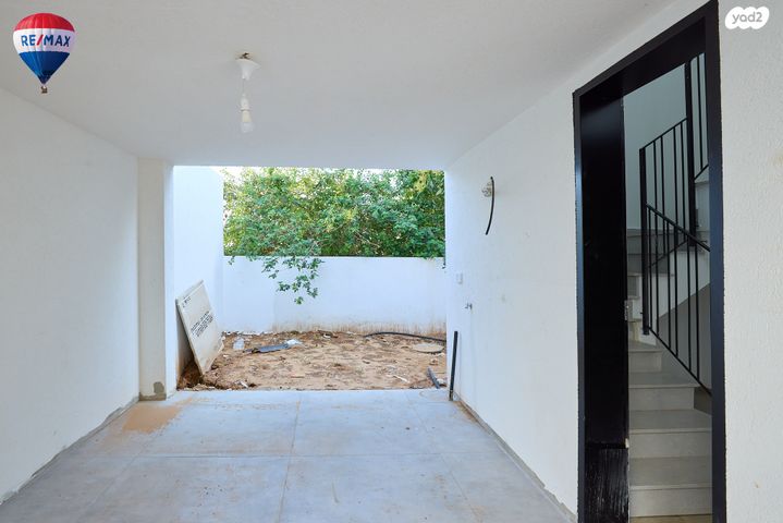 דו משפחתי, שבי ציון, פרדס חנה כרכור