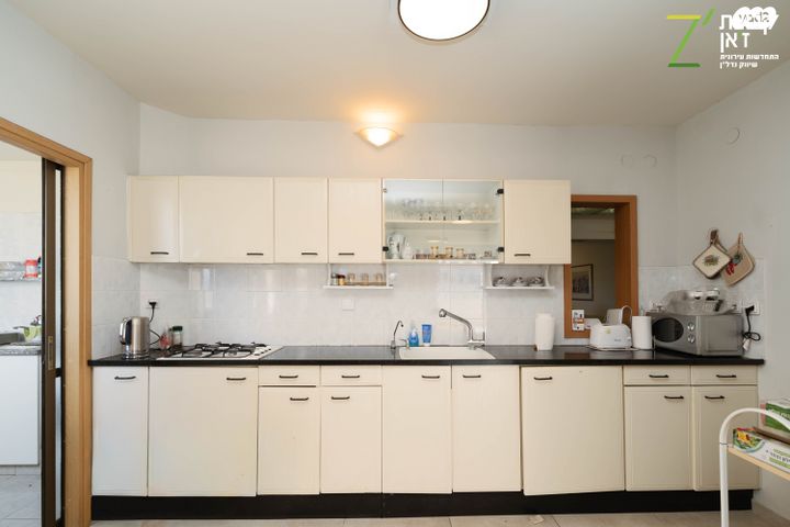 גג/ פנטהאוז, הבעש"ט 12, מרכז, הרצליה