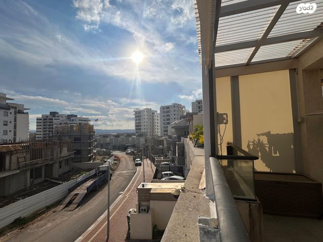 דו משפחתי, יהלום, רובע יזרעאל סביוני העמק, עפולה