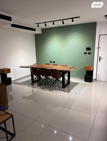 דירה, שדרות קדש 10, ברנע, אשקלון