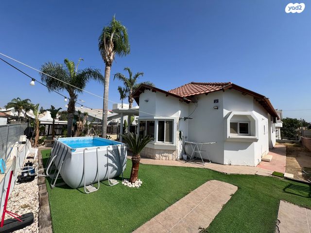 מונטיפיורי 