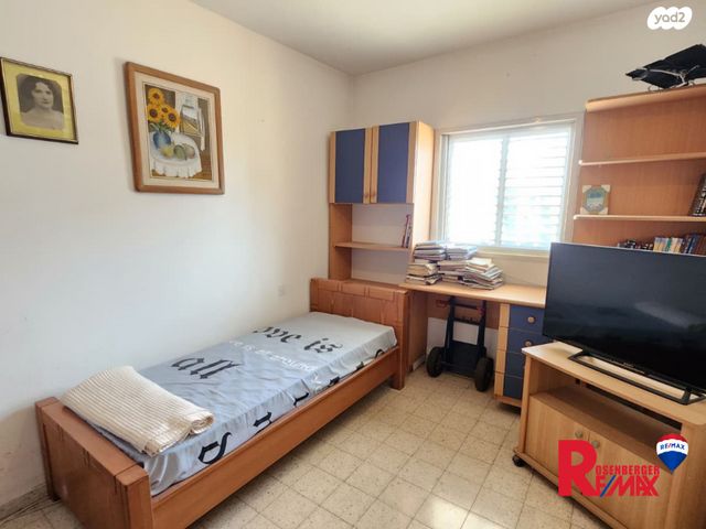 דירה, הרב נסים בכר 7, דרום מזרח, בת ים