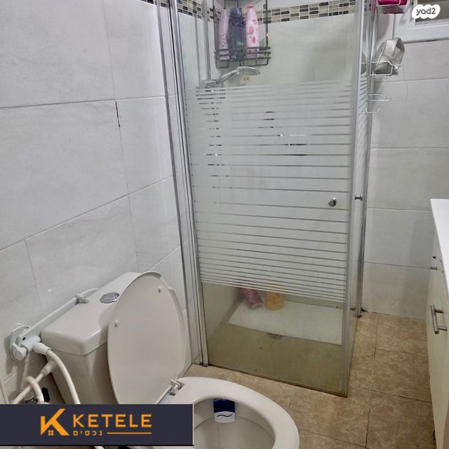 דירה, שדרות לכיש, הפרחים, קרית גת