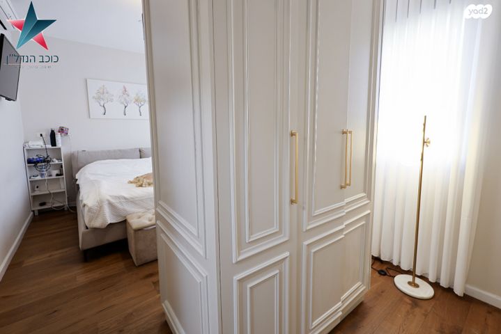 גג/ פנטהאוז, דקל הדום 13, ניסן, חדרה