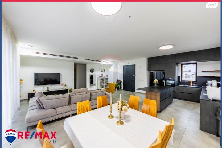 בית פרטי/ קוטג', חבר