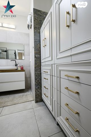 גג/ פנטהאוז, דקל הדום 13, ניסן, חדרה