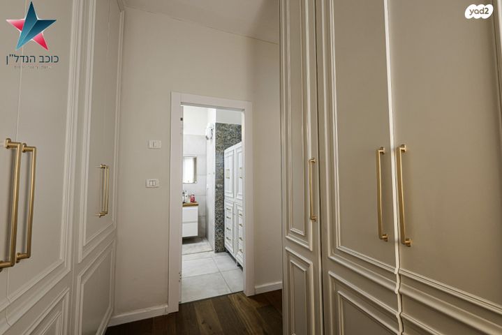 גג/ פנטהאוז, דקל הדום 13, ניסן, חדרה